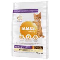 Výhodné balení IAMS 2 x velké balení - Vitality Kitten Fresh Chicken - 2 x 10 kg